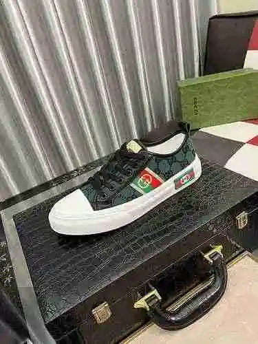 Código de zapato de hombre GUCCI: 0909B50 Talla: 38-44