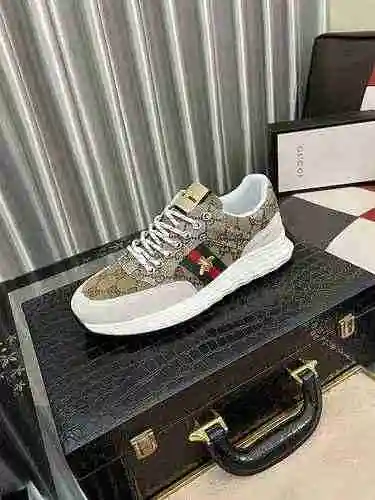 Código de zapato de hombre GUCCI: 0909B50 Talla: 38-44