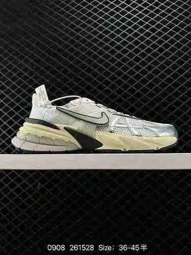 4 Nk V2K Runtekk "Summit White Metallic Silver" '3XL Zapatilla para correr vintage baja an