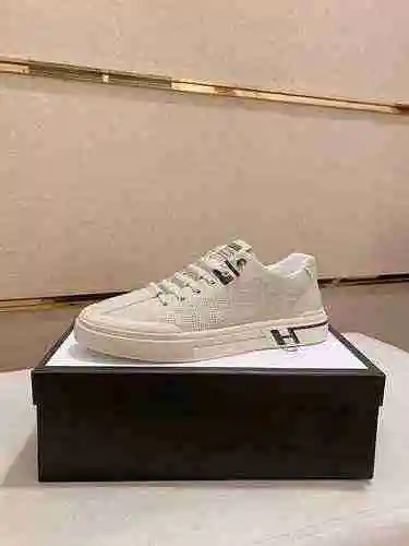 Zapato GUCCI Hombre Código: 0910B50 Talla: 38-44