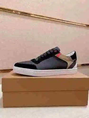 Zapato Burberry Hombre Código: 0910B30 Talla: 38-44