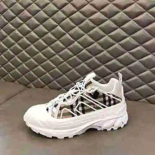 Zapato Burberry Hombre Código: 0906C60 Talla: 38-44