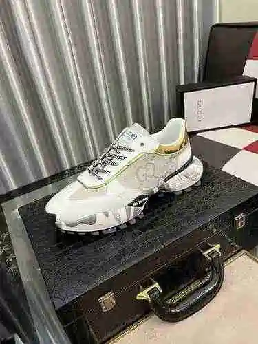 Zapato GUCCI para hombre Código: 0908B50 Talla: 38-44