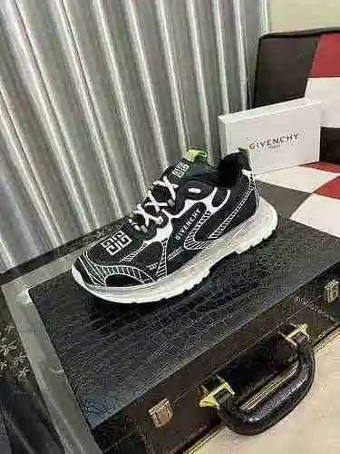 Zapato de hombre Givenchy Código: 0908C10 Talla: 38-44