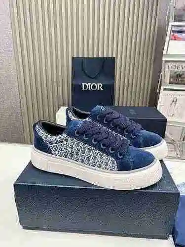 Código Pareja Dior: 0909C00 Talla: Mujer 35-40 (34, 41 personalizado sin devolución y cambio) Hombre