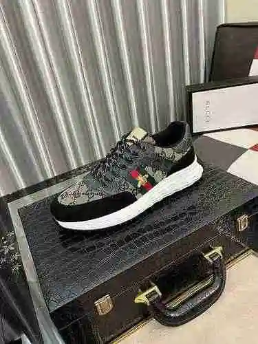 Código de zapato de hombre GUCCI: 0909B50 Talla: 38-44