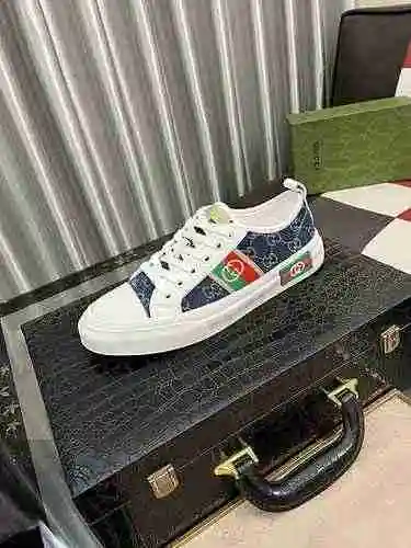 Código de zapato de hombre GUCCI: 0909B50 Talla: 38-44