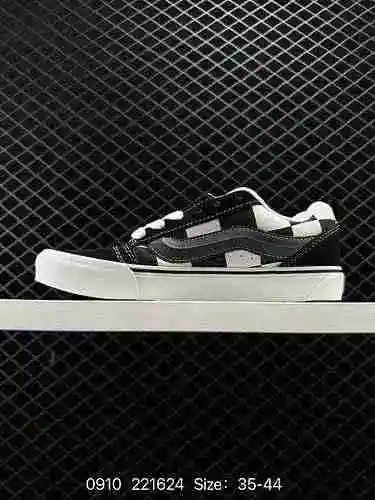 ¡2 nuevos modelos enviados! Zapatos pan de cuadros negros ajedrezado Vans, ¡para parejas! Talla: 3--