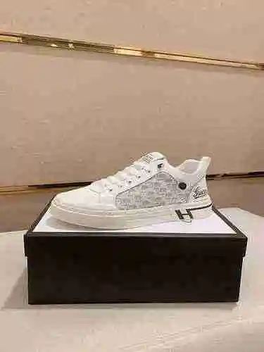 Zapato GUCCI Hombre Código: 0910B50 Talla: 38-44