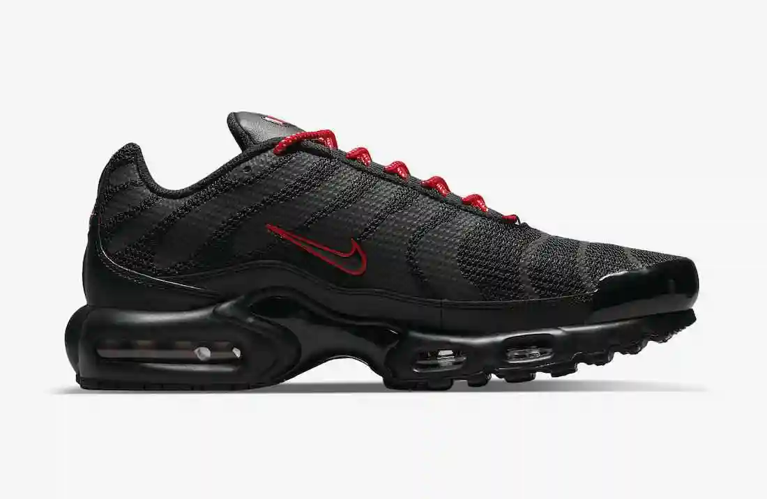 Nike Air Max Plus “Black Reflective”DN7997-001 40-46 (4).webp