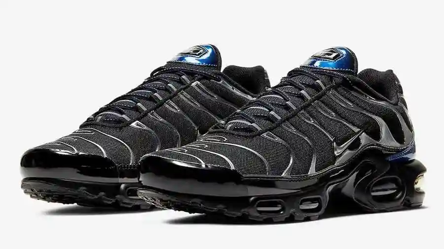 nike-air-max-plus-black-metallic-silver-cw2646-001-release-date-info-1.webp