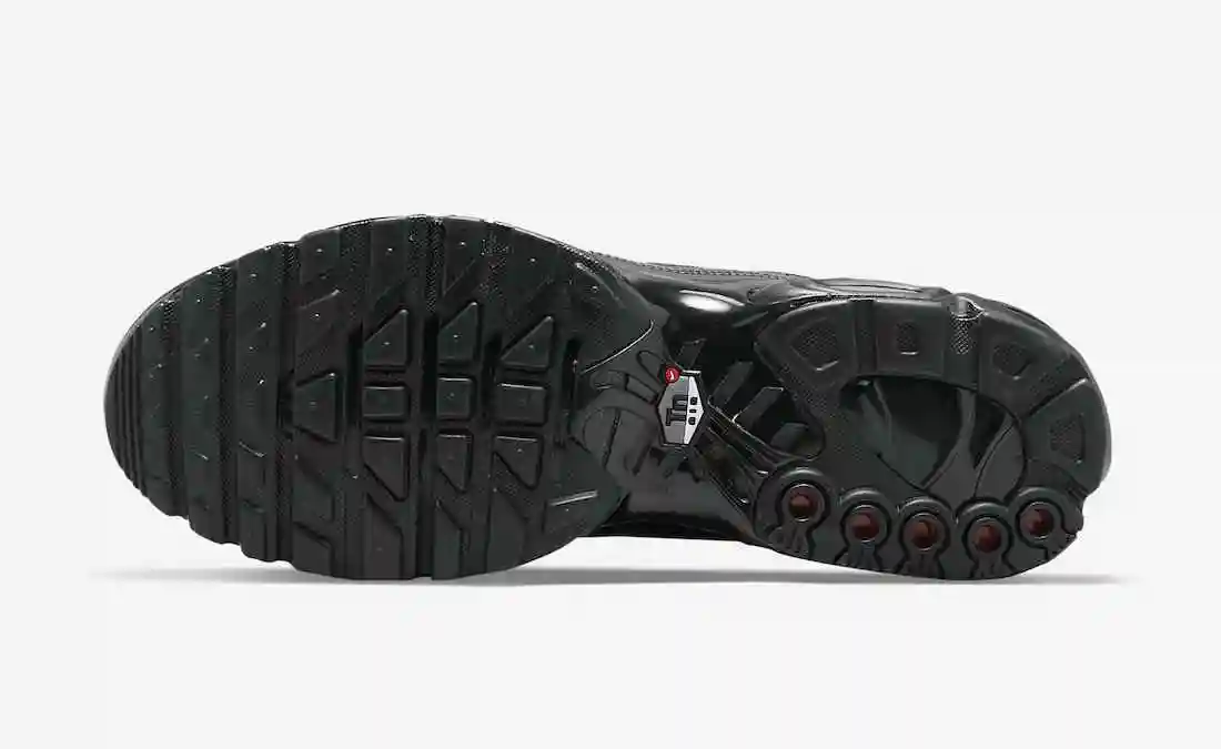 Nike Air Max Plus “Black Reflective”DN7997-001 40-46 (3).webp
