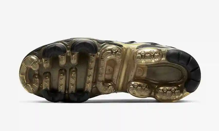 Nike-Air-VaporMax-Plus-Black-Gold-CW7299-001-Release-Date-1.webp