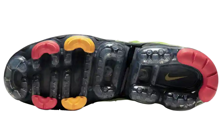 Nike-Air-VaporMax-Plus-CU4884-001-Release-Date-5.webp