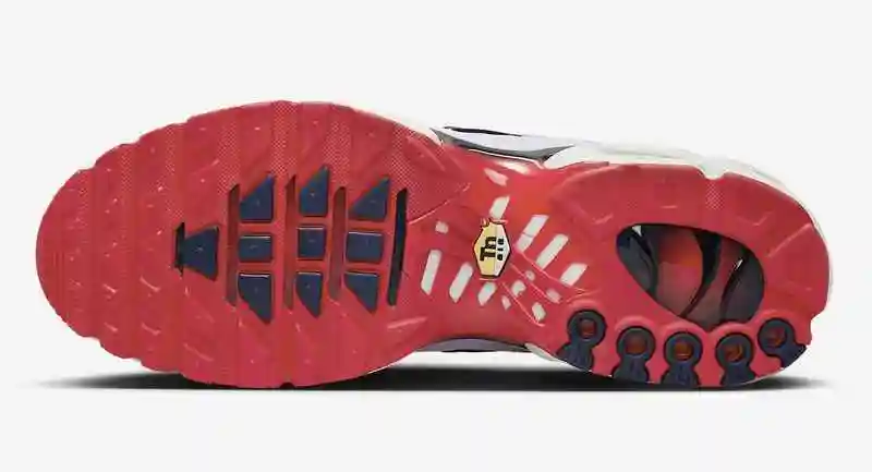 Nike-Air-Max-Plus-White-Red-FN3410-100-Release-Date-1.webp