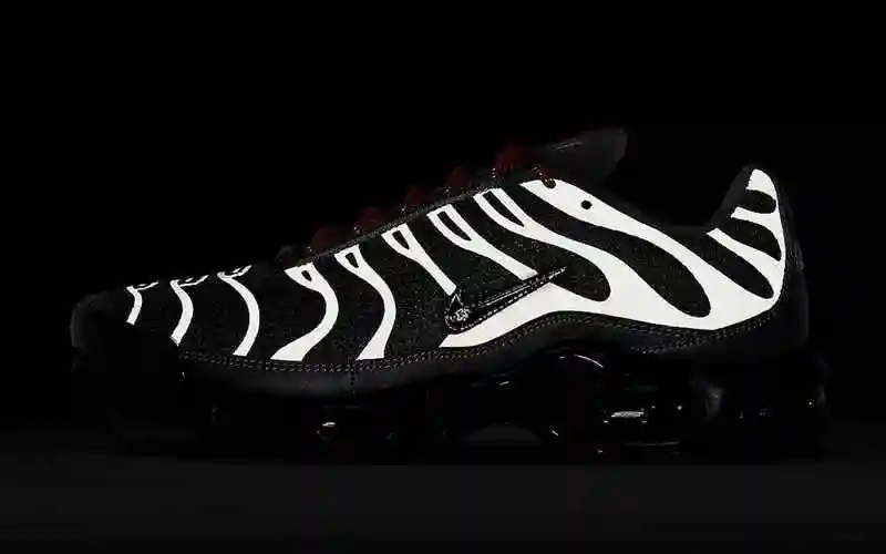 Nike Air Max Plus 鈥淥live Reflective鈥滵N7997-200 40-46 (3).webp