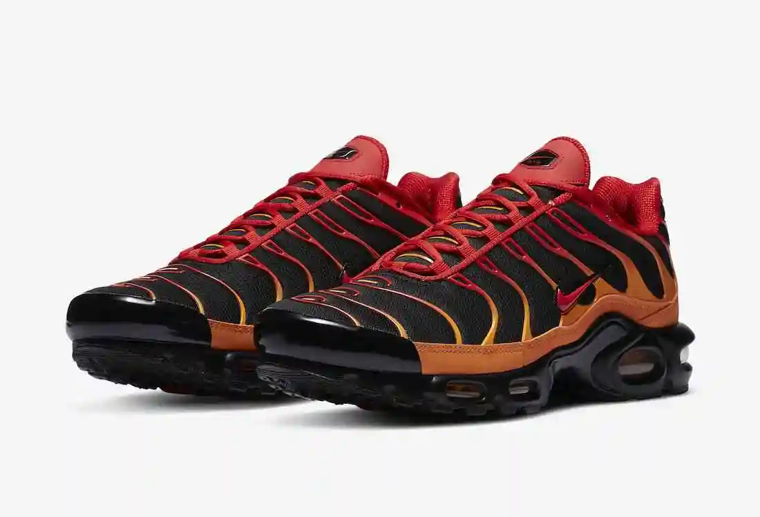 Nike-Air-Max-Plus-Lava-DA1514-001-Release-Date-4.webp