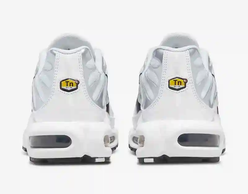 Nike-Air-Max-Plus-White-Silver-Black-DV3456-100-Release-Date-5.webp