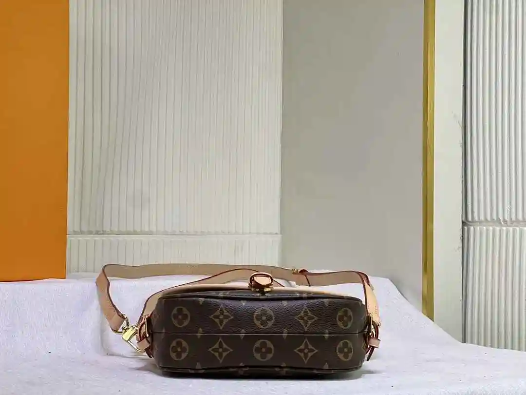 PL002050 (3).webp