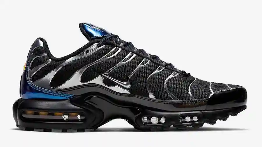 nike-air-max-plus-black-metallic-silver-cw2646-001-release-date-info-3.webp