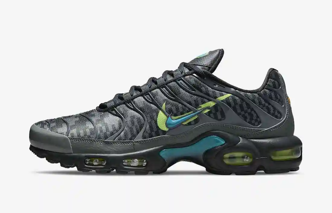 Nike-Air-Max-Plus-DJ6896-070-Release-Date.webp