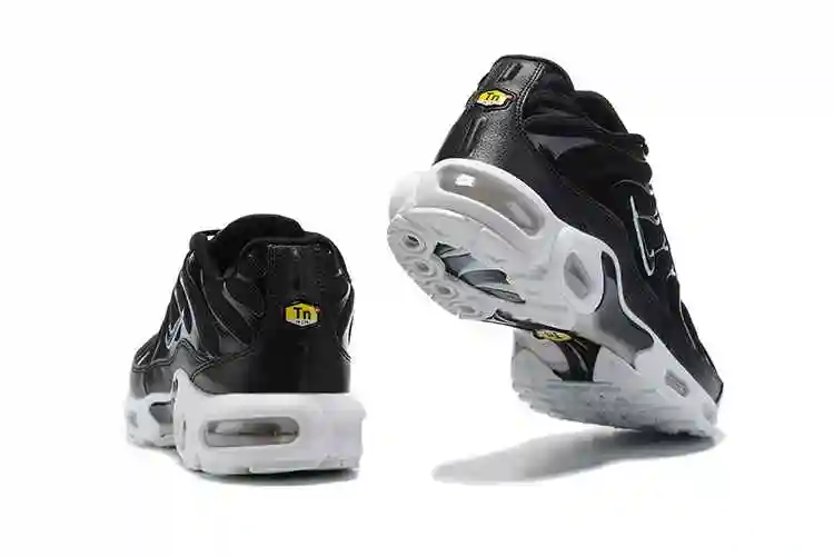 Nike Air Max Plus DM2362-001 40-46 (2).webp