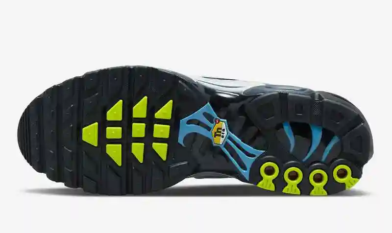 Nike-Air-Max-Plus-DV6821-100-Release-Date-1.webp