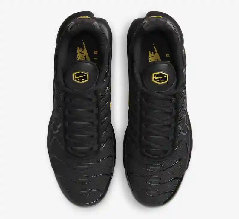Nike-Air-Max-Plus-Triple-Black-DX2652-001-Release-Date-3.webp