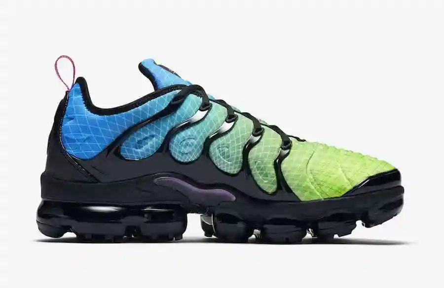 Nike-Air-VaporMax-Plus-Aurora-Green-924453-302-Release-Date-2.webp