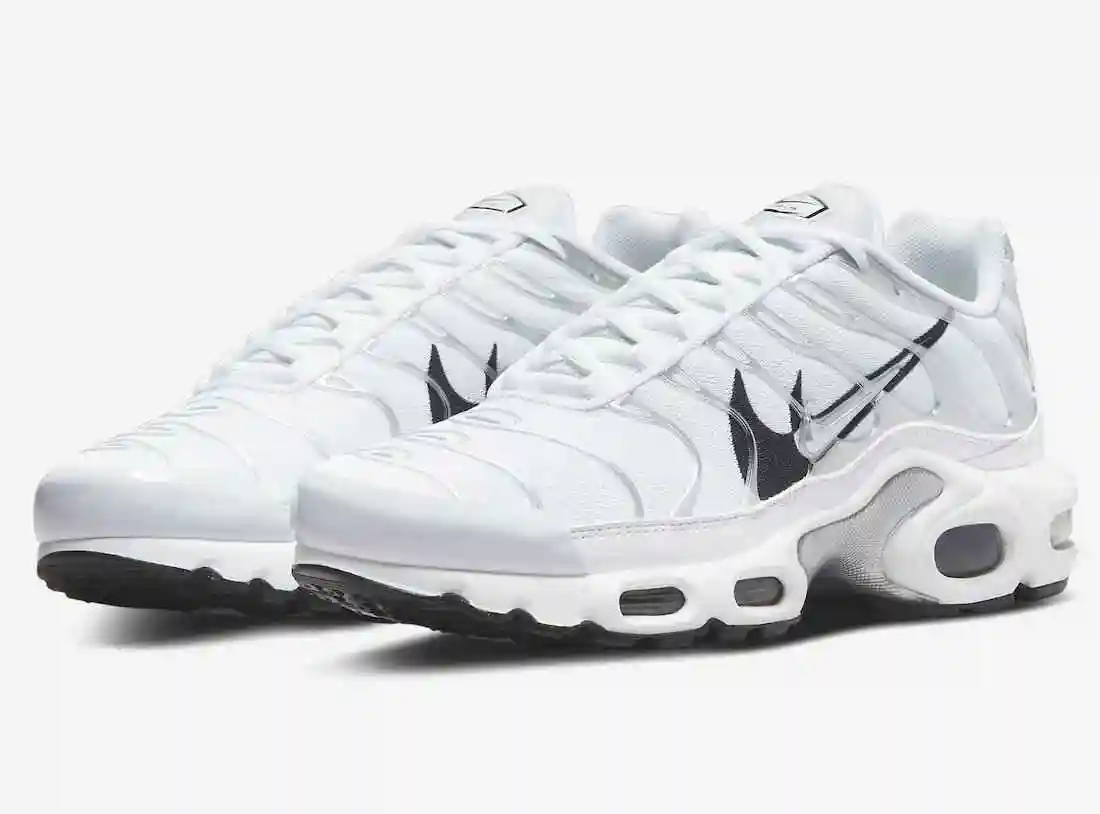 Nike-Air-Max-Plus-White-Silver-Black-DV3456-100-Release-Date-4.webp