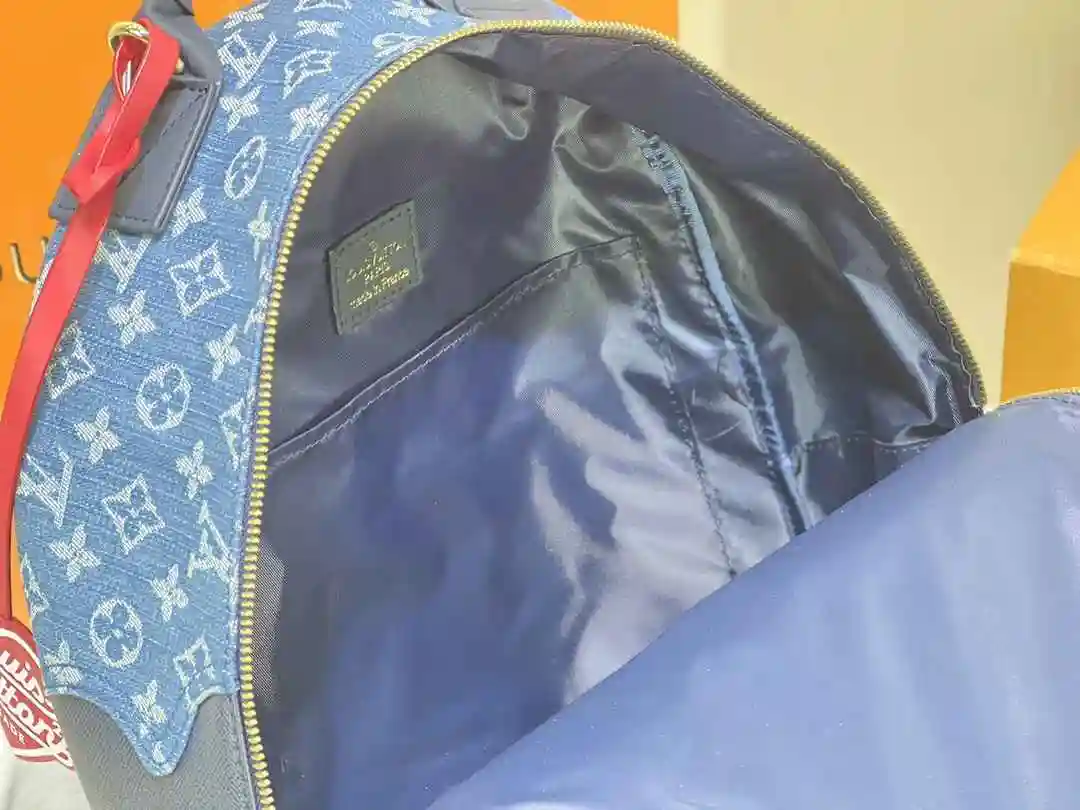 RF002550 (2).webp