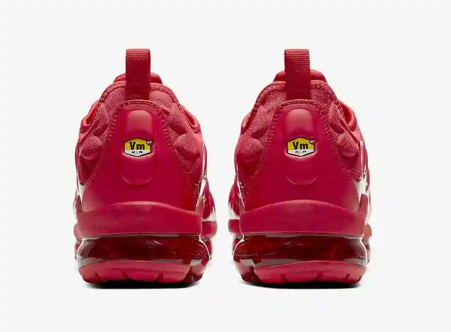 Nike-Air-VaporMax-Plus-Red-CW6973-600-Release-Date-5.webp
