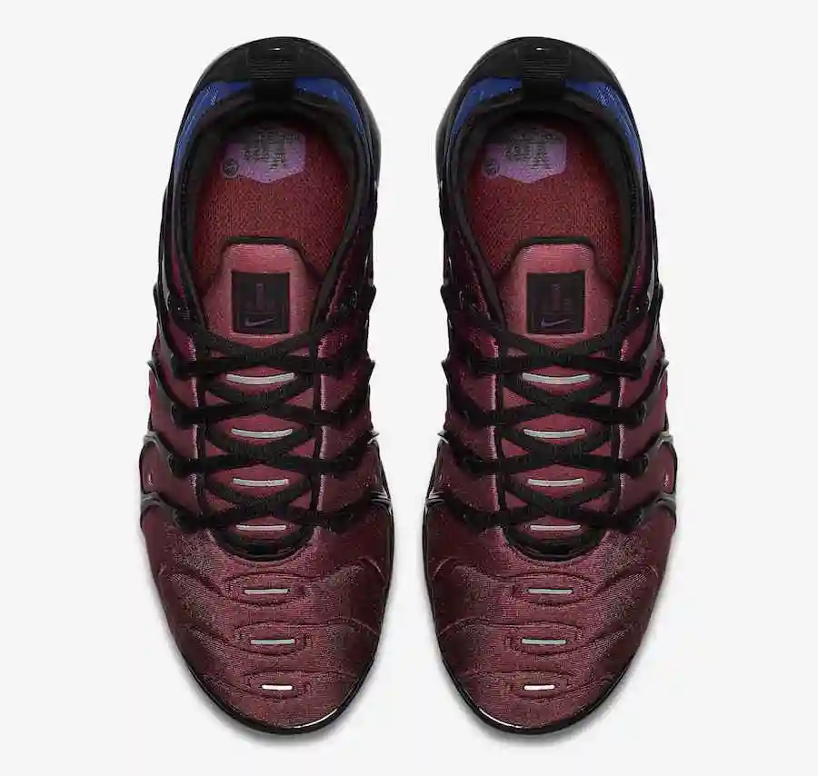 nike-air-vapormax-plus-hyper-violet-ao4550-001-release-date-3.webp