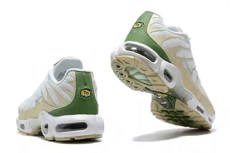 Nike-Air-Max-Plus-White-Olive-DX8954-001-Release-Date-4 40-46 (1).webp