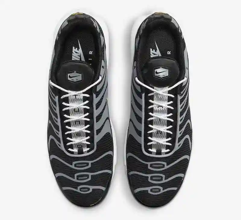 Nike-Air-Max-Plus-DM2466-001-Release-Date-2.webp
