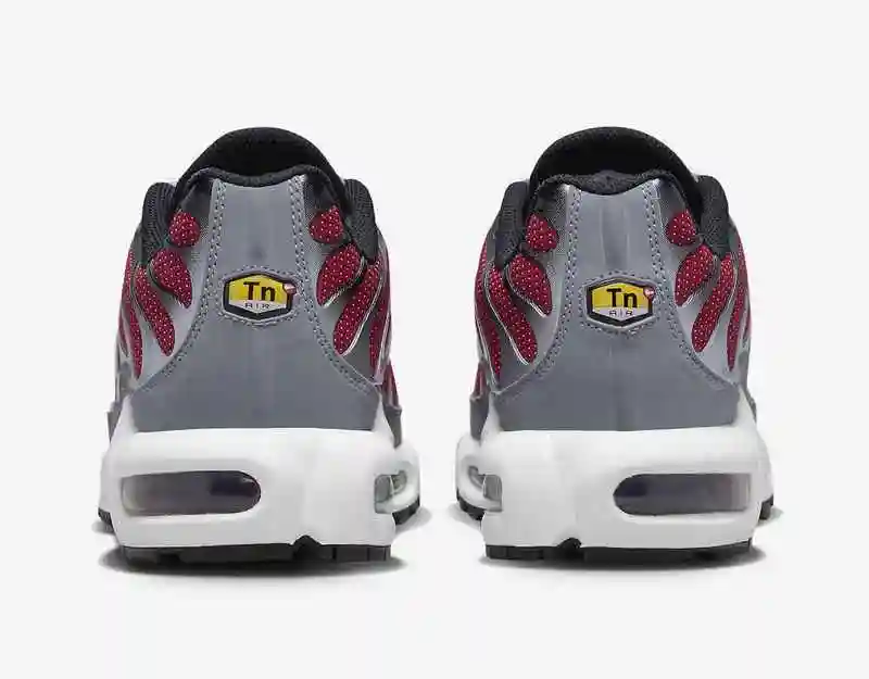 Nike-Air-Max-Plus-Red-Grey-White-DQ3983-600-Release-Date-5.webp