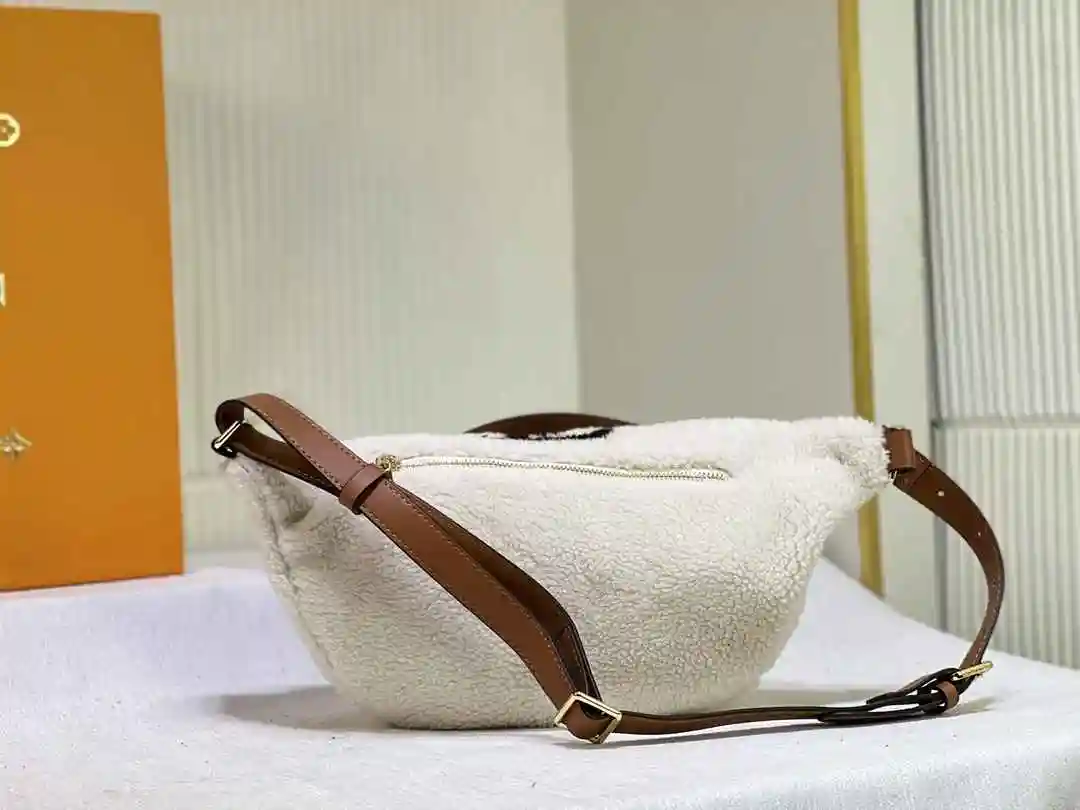 HR001850 (8).webp