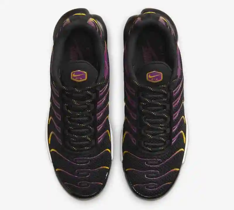 Nike-Air-Max-Plus-DX2663-001-Release-Date-3.webp