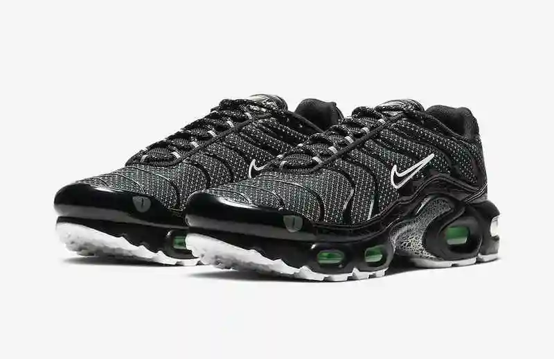 Nike-Air-Max-Plus-Black-Croc-CV2392-001-Release-Date-1.webp
