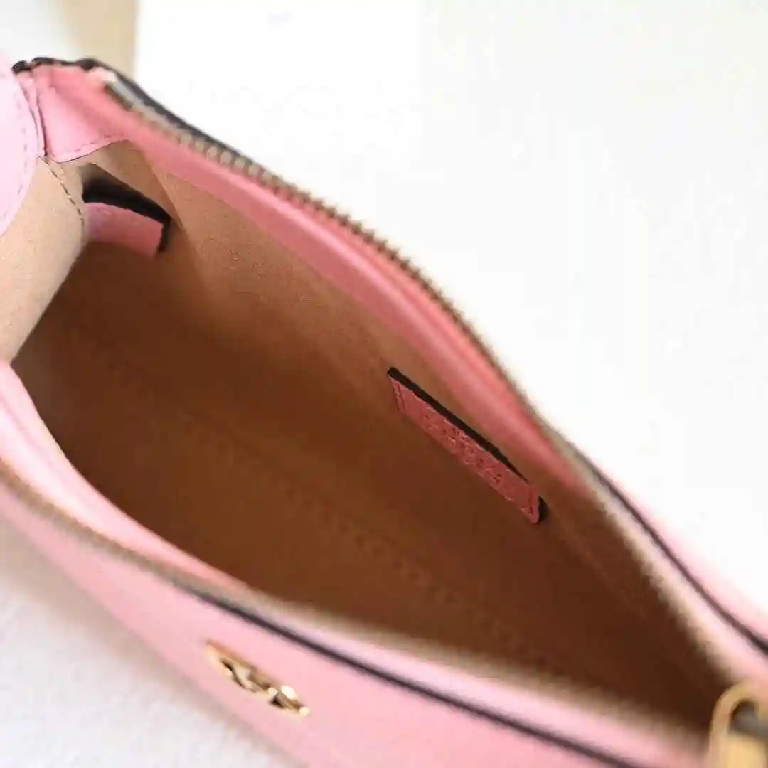 KK03250 (9).webp