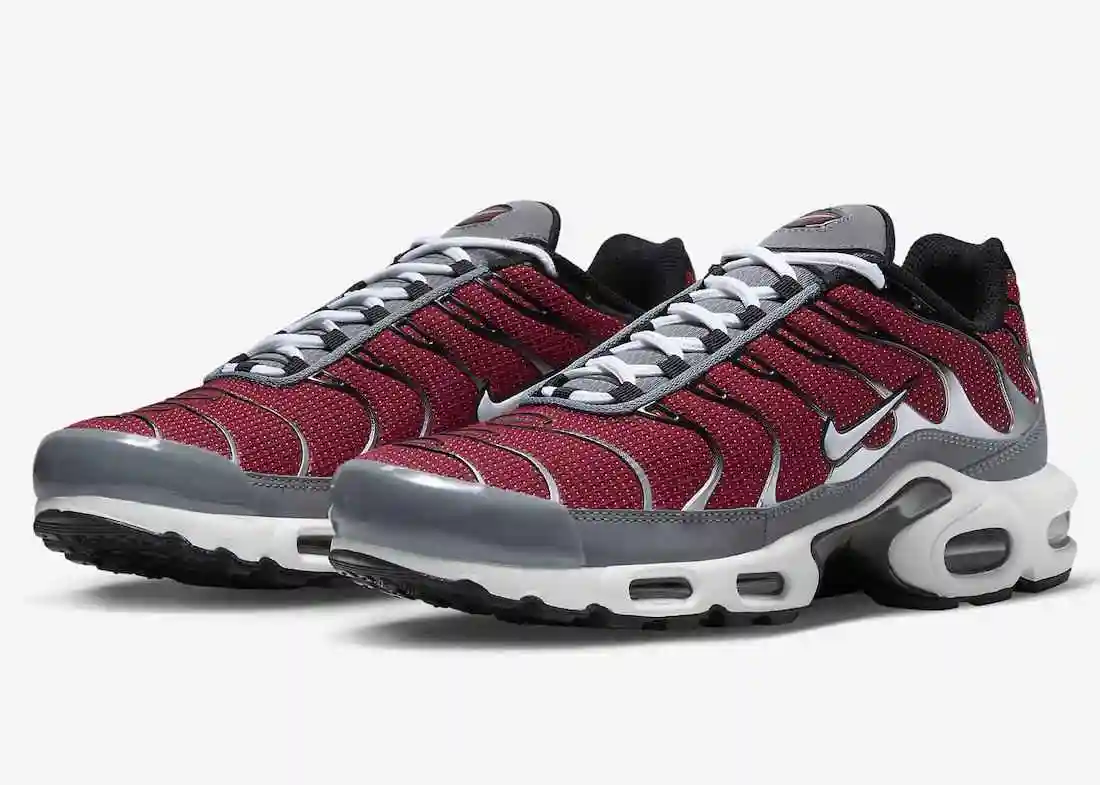 Nike-Air-Max-Plus-Red-Grey-White-DQ3983-600-Release-Date-4.webp