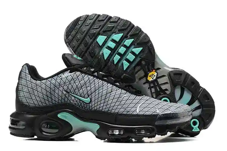 Nike Air Max Plus FB3351-001 40-46 (6).webp