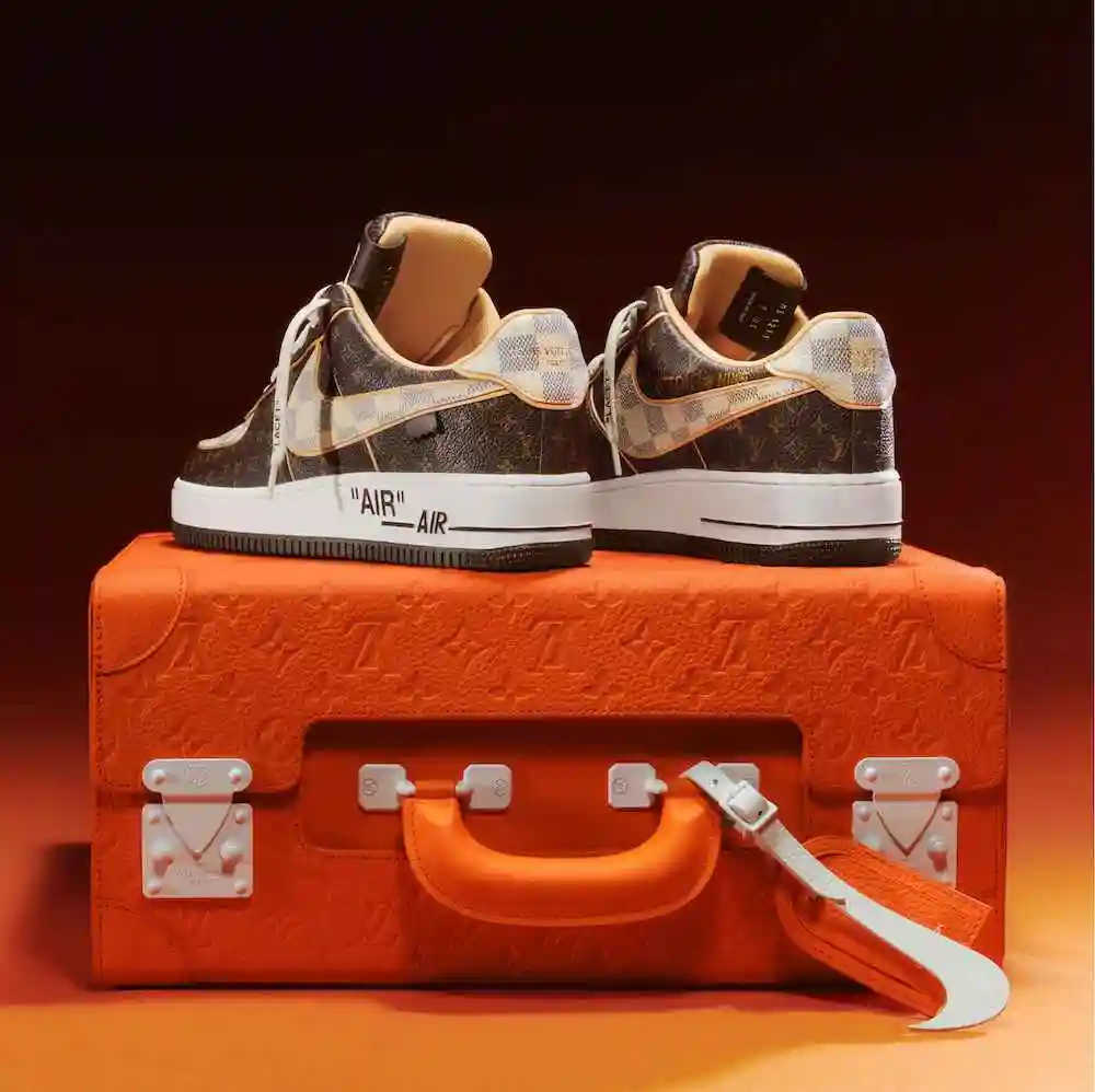 Louis-Vuitton-Nike-Air-Force-1-Auction-1.webp