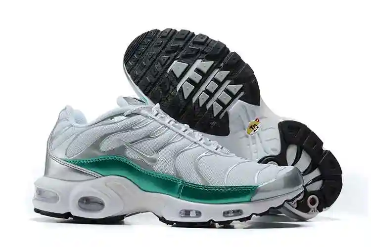 Nike Air Max Plus CW2646-100 40-46 (4).webp