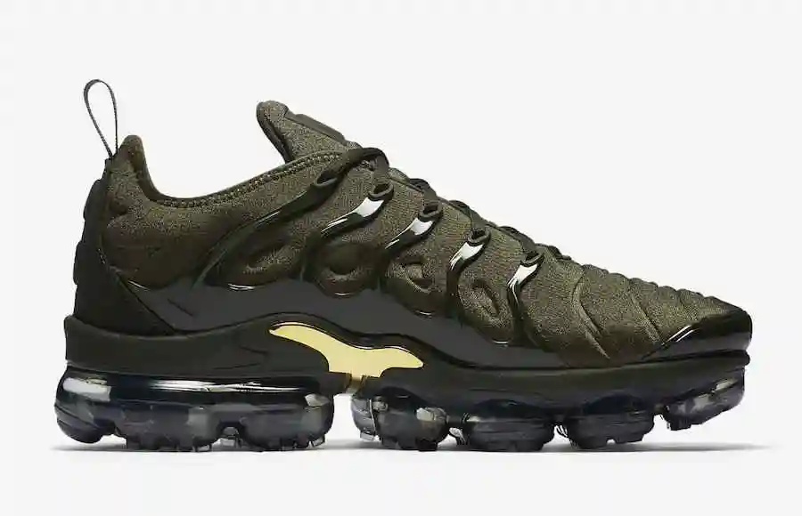 nike-air-vapormax-plus-cargo-khaki-924453-300-2.webp