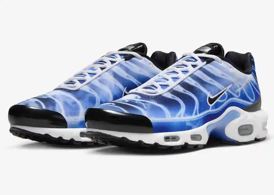 Nike-Air-Max-Plus-Light-Photography-Royal-Blue-DZ3531-400-4-1068x762.webp