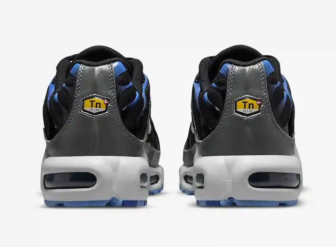 Nike-Air-Max-Plus-Black-Blue-DH4776-003-Release-Date-5.webp