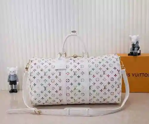 La bolsa de viaje está hecha de material de lona importado, con una bolsa de regalo de entrega de al