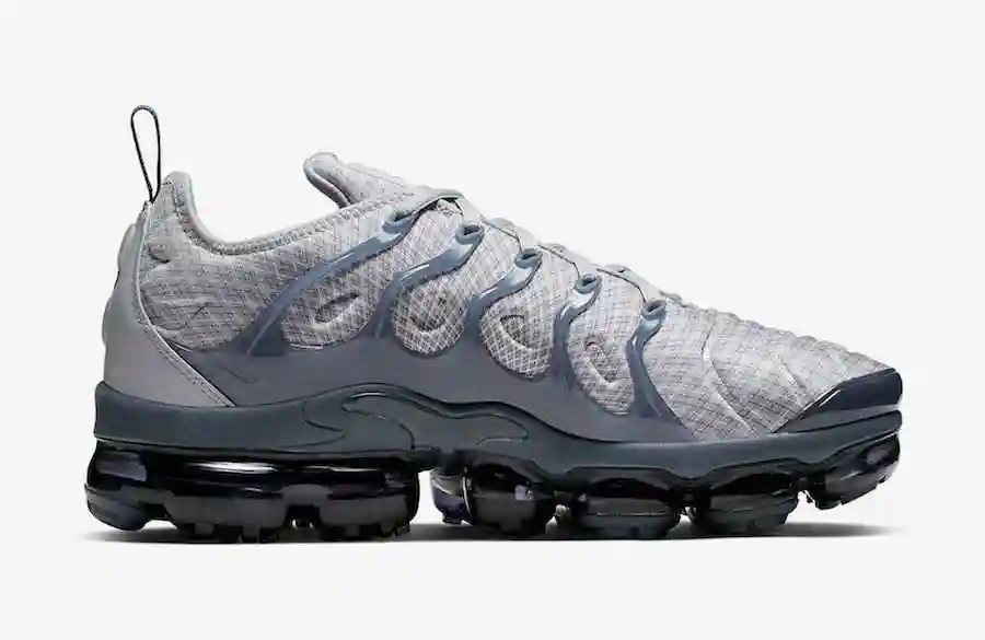 Nike-Air-VaporMax-Plus-Wolf-Grey-Dark-Grey-Release-Date-2.webp
