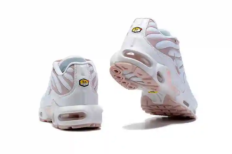 Nike Air Max Plus DM2362-101 36-40 (5).webp